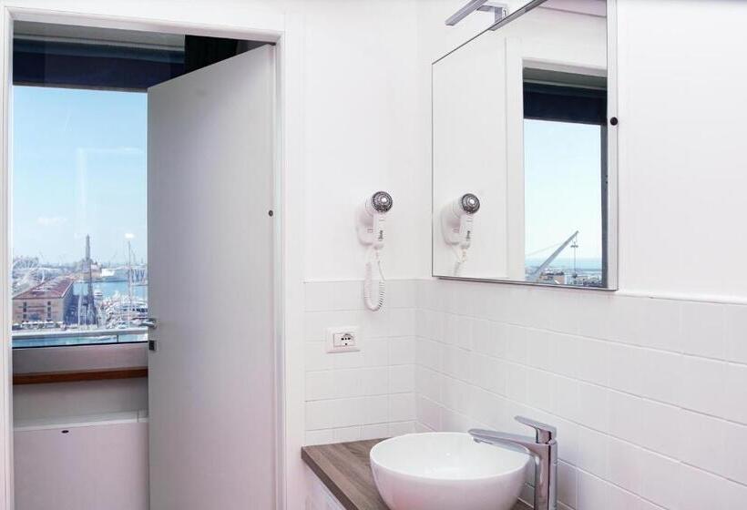 Pokój Rodzinny Widok Morze, Bluripa Guesthouse