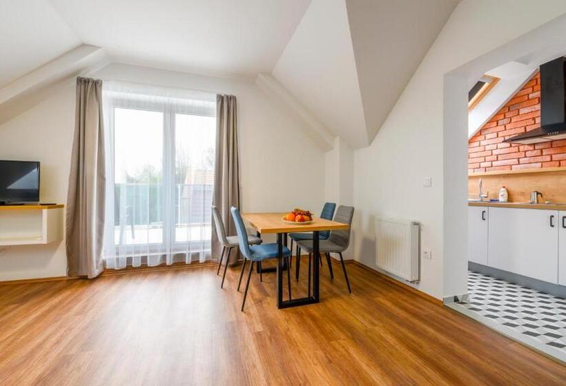 חדר סטודיו סטנדרד, Berill Suites