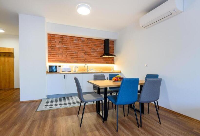 Апартаменты 2 Спальни, Berill Suites