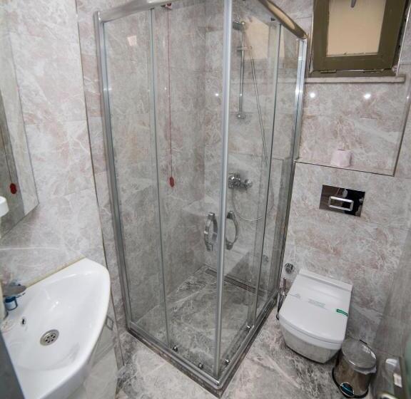 اتاق استاندارد, Hhk Hotel Downtown