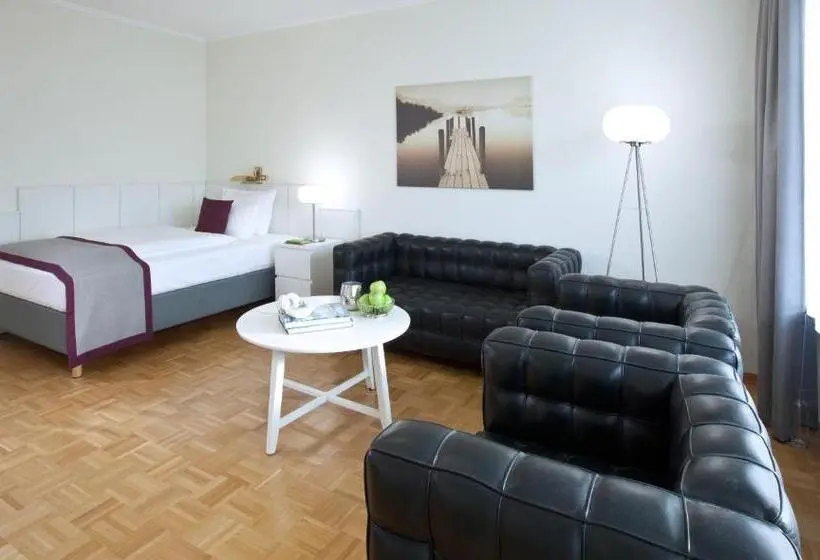 استودیوی لوکس, Studios Im Rheinhof