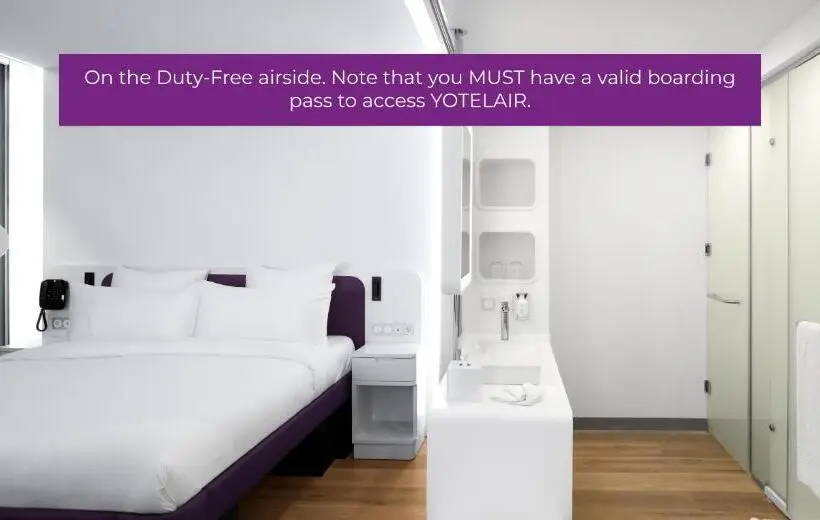キングサイズベッドのデラックスルーム, Yotel Istanbul Airport Landside, City Entrance