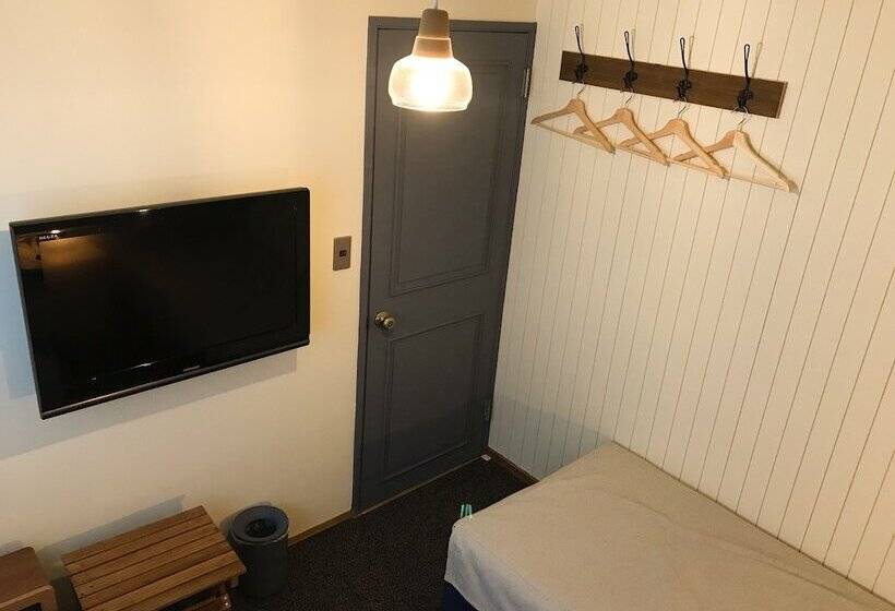 Habitación Estàndard Individual, Chillps