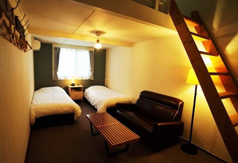 Family Room, Chillps