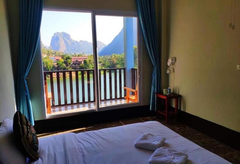 デラックスルーム, Arthith Guesthouse