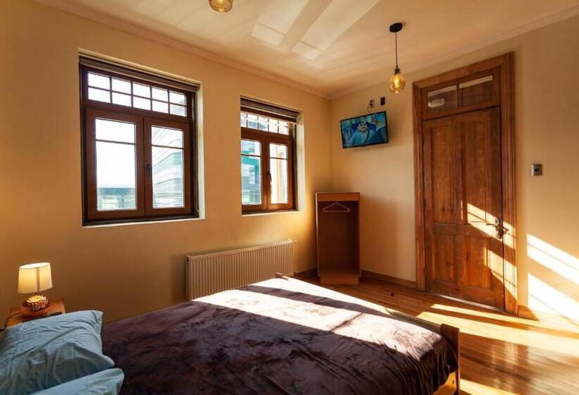 اتاق استاندارد چهار تخته, Hostal Boutique Patagonia Mística