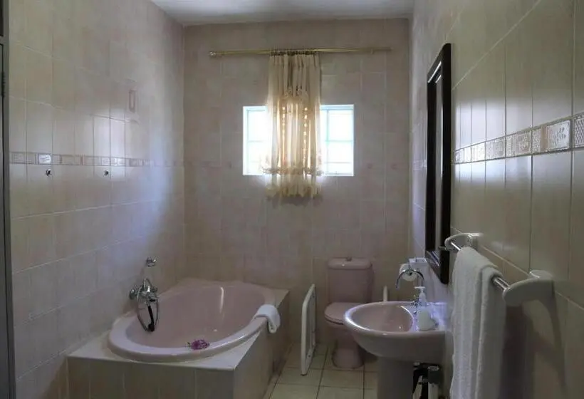 اتاق لوکس, Sentosa Guest House