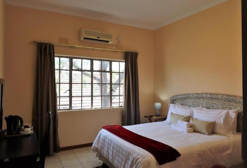 سوئیت با بالکن, Sentosa Guest House