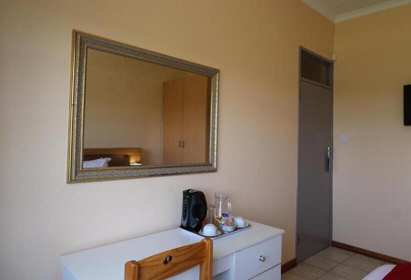اتاق اکونومی, Sentosa Guest House