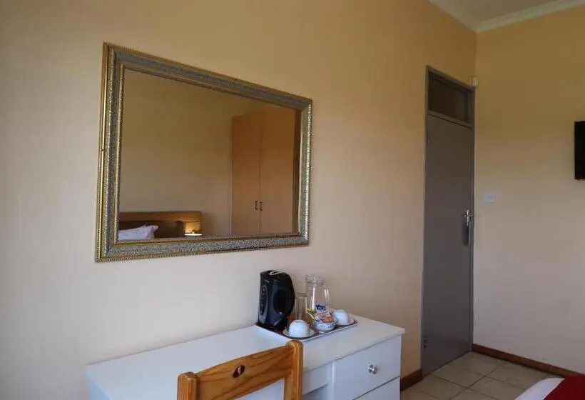 اتاق اکونومی, Sentosa Guest House