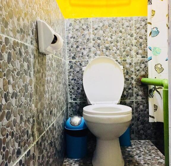 بانگلوی استاندارد, Lanzones Cabana