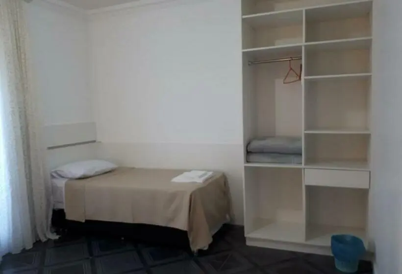 スタンダード４人部屋, Hospedagem Palhoça