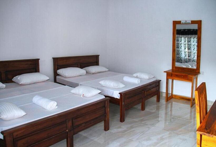 家庭间, Andarawewa Nature Resort