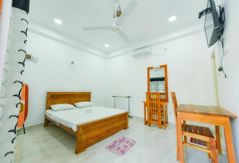 豪华房间, Andarawewa Nature Resort