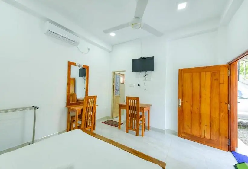 Deluxe-huone, Andarawewa Nature Resort