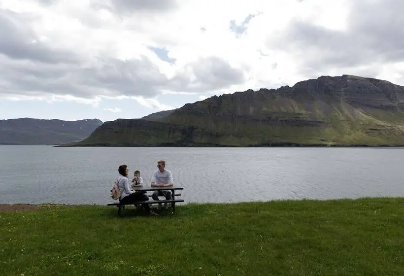 اتاق استاندارد برای معلولان, The Cliff