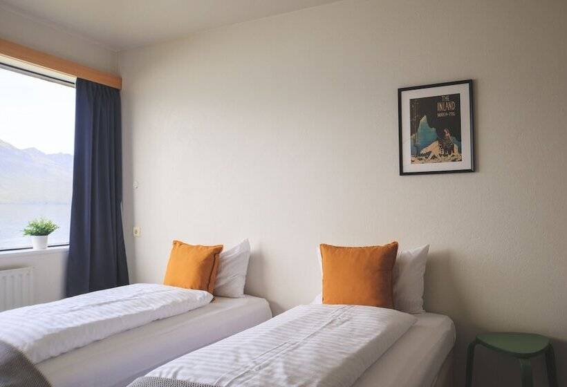 اتاق استاندارد برای معلولان, The Cliff