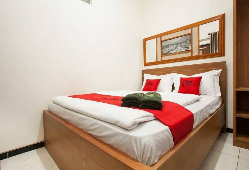 标准间, Reddoorz Syariah Near Singha Merjosari Park