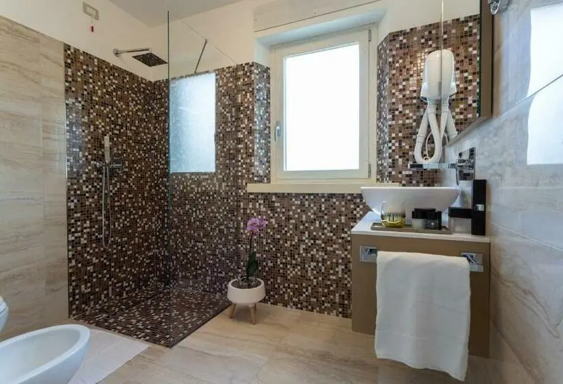 اتاق استاندارد با چشم‌انداز دریاچه, Domus Bellagio