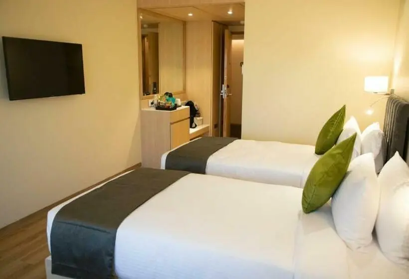 Habitación Deluxe, Regenta Central Harsha Vapi