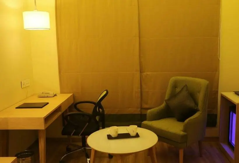 Habitación Deluxe, Regenta Central Harsha Vapi