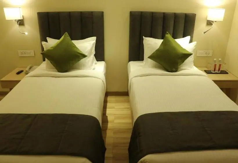 Habitación Premium, Regenta Central Harsha Vapi