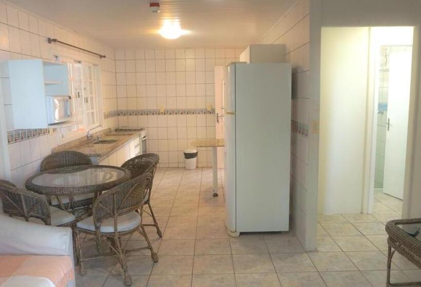 بانگلوی استاندارد 2 خوابه, Pousada Boulevard Bombinhas