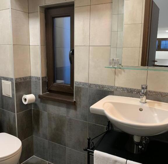 이코노미 룸, Arte Hotel Rooms & Apartments