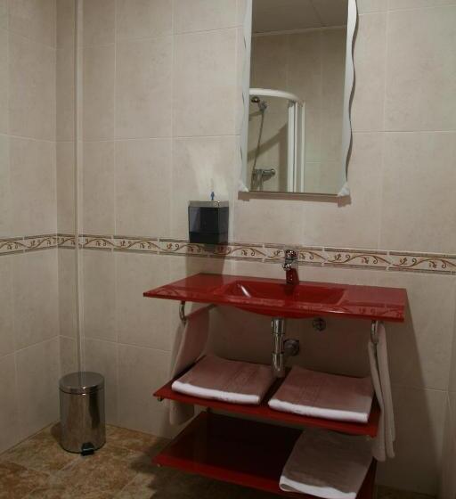 스탠다드 룸, Hostal El Poligono