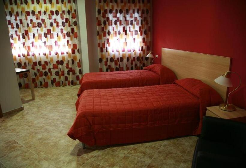 스탠다드 룸, Hostal El Poligono