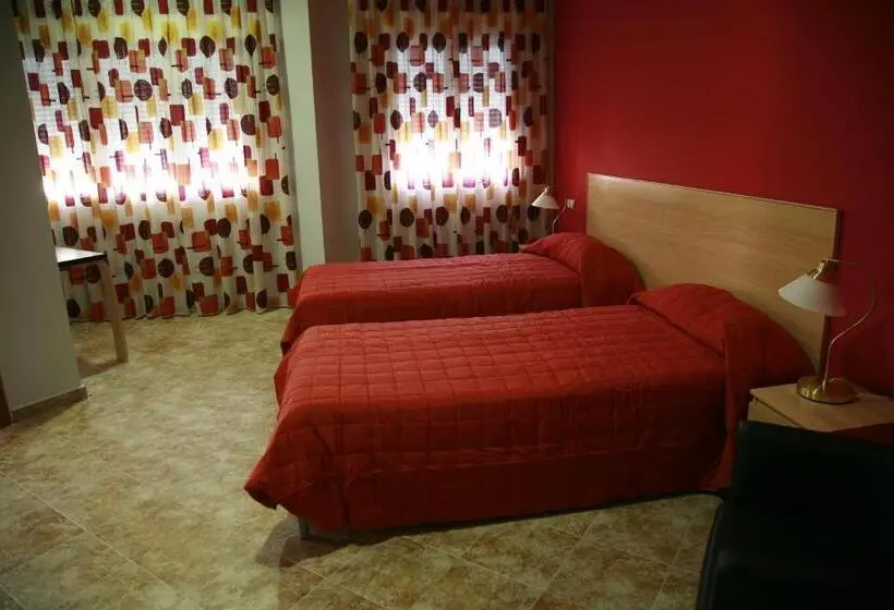 スタンダードルーム, Hostal El Poligono