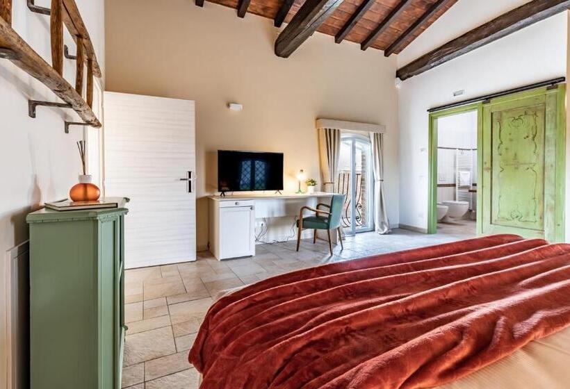 חדר קומפורט לשלושה, Monteborre