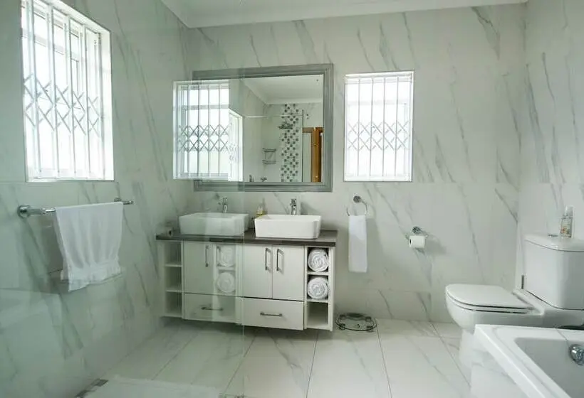 2ベッドルームのエクゼクティブアパートメント, Belle Vue Ridge Bnb