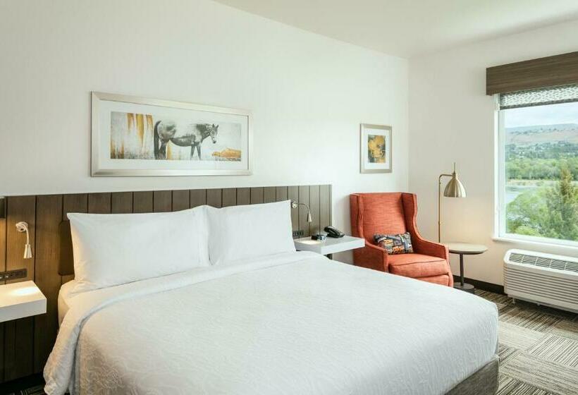 キングサイズベッドのスタンダードルーム, Hilton Garden Inn Wenatchee