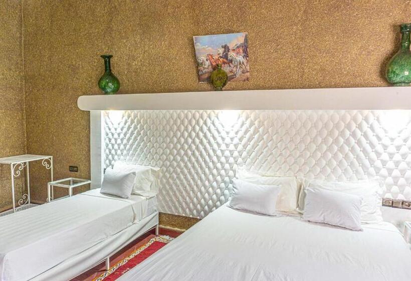 اتاق استاندارد سه نفره, Riad Zagora Palms