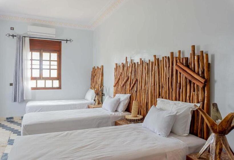 اتاق استاندارد سه نفره, Riad Zagora Palms