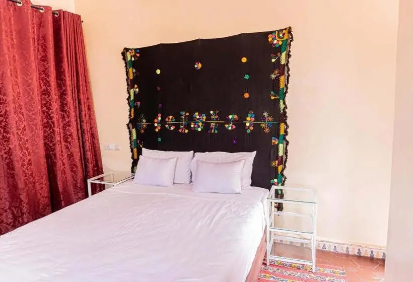 バルコニー付きスタンダードルーム, Riad Zagora Palms
