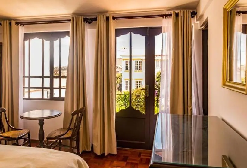 اتاق استاندارد سه تخته با چشمانداز باغ, El Jardin De Su Merced B&b