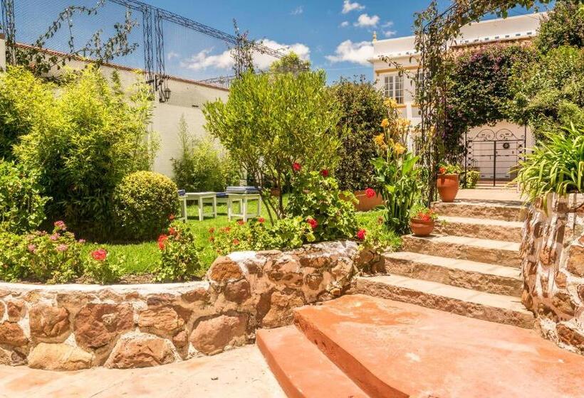 اتاق استاندارد سه تخته با چشم‌انداز باغ, El Jardin De Su Merced B&b