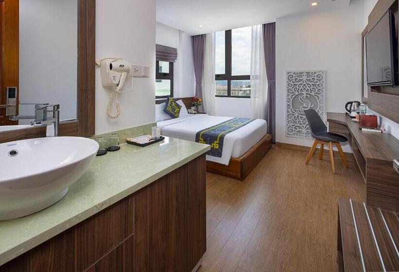 اتاق سوپریور, Skylight Hotel Nha Trang