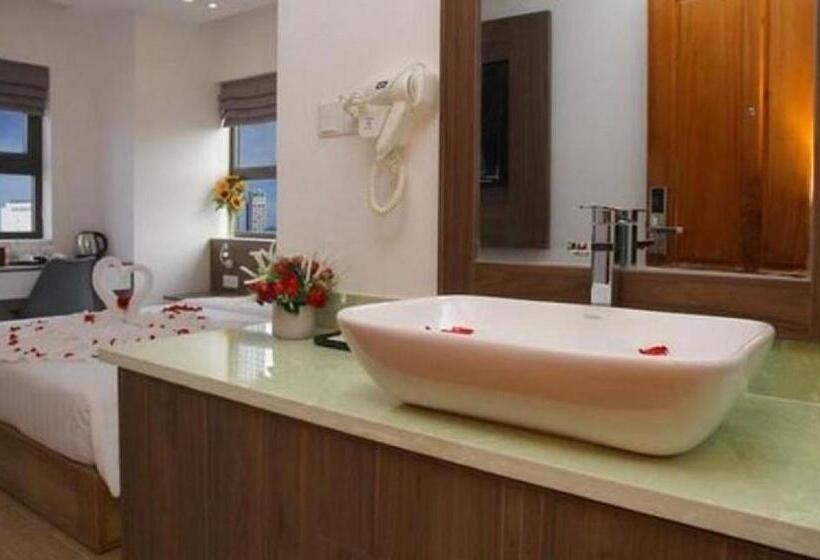 اتاق سوپریور, Skylight Hotel Nha Trang