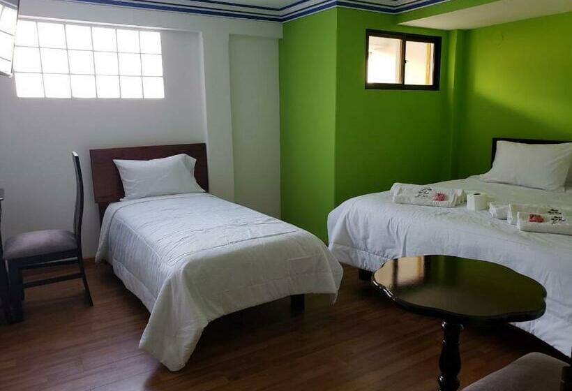 غرفة عائلية, Azul Real