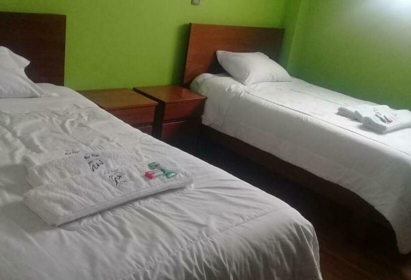 غرفة قياسية, Azul Real