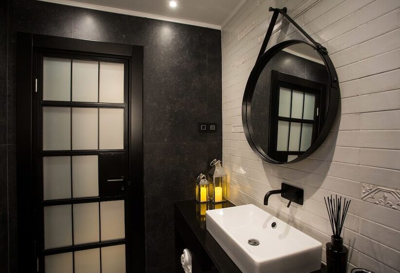 اتاق استاندارد یک نفره, Industrial 1853