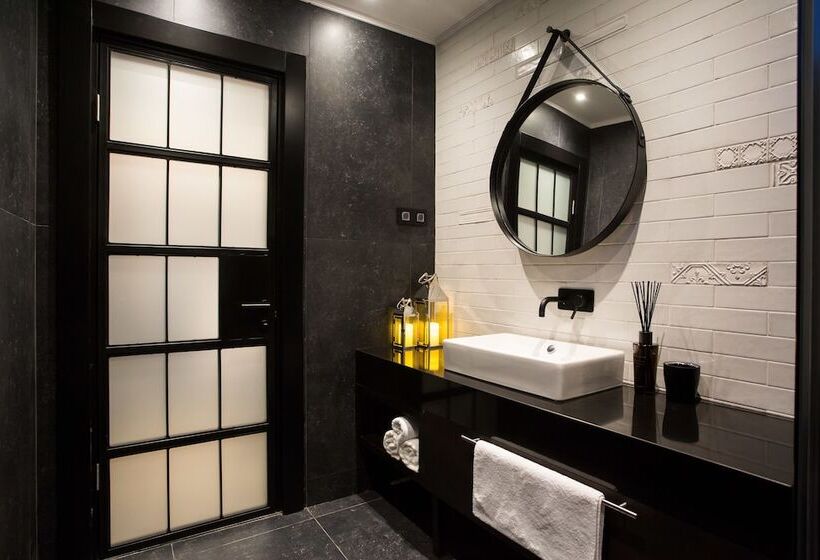 آپارتمان 1 خوابه, Industrial 1853