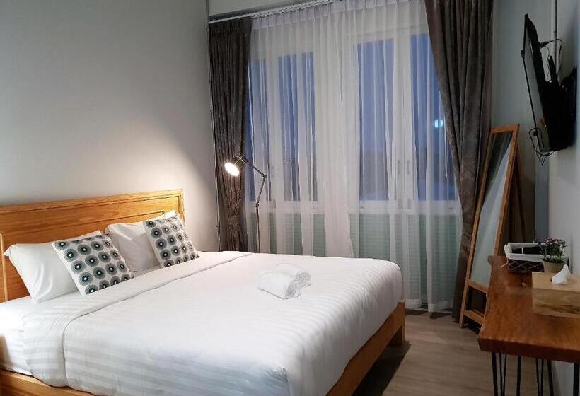 스탠다드 룸 킹사이즈 침대, Latima Boutique Hostel