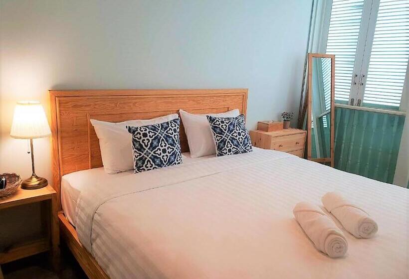 스탠다드 룸 킹사이즈 침대, Latima Boutique Hostel