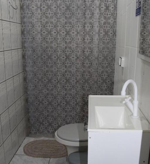 Номер Стандарт Трехместный, Pousada Flay 7 Minutos Do Aeroporto Florianópolis