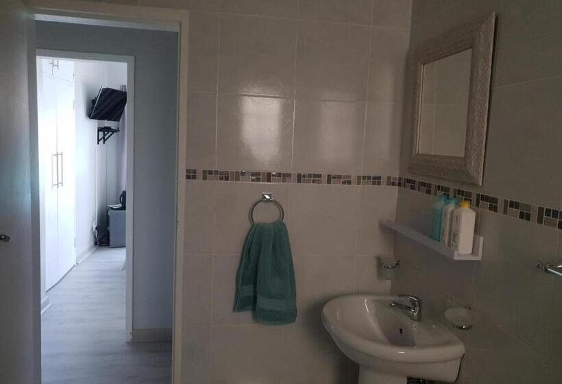 Номер Deluxe, The Armagh Guesthouse