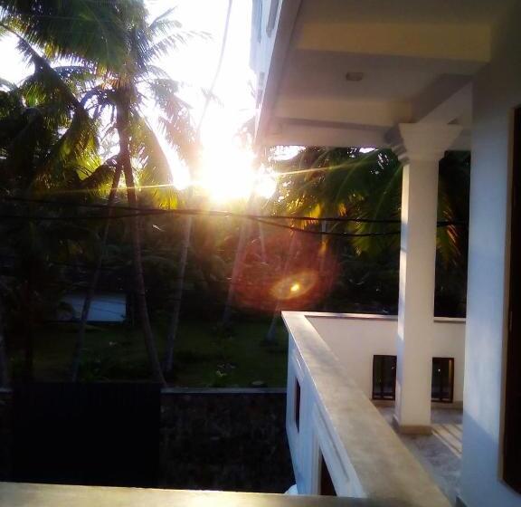 חדר סטנדרט עם מרפסת, Mihira Gedara Apartments